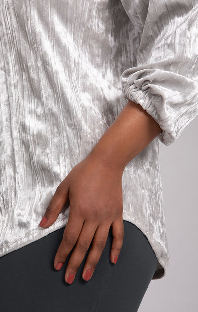 Move Pullover w/ Half Elastic Cuff, Crinkle Velvet Sympli