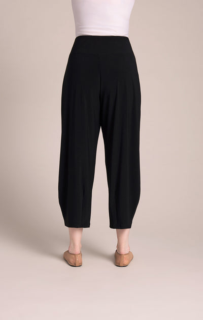 Narrow Lantern Pants Sympli