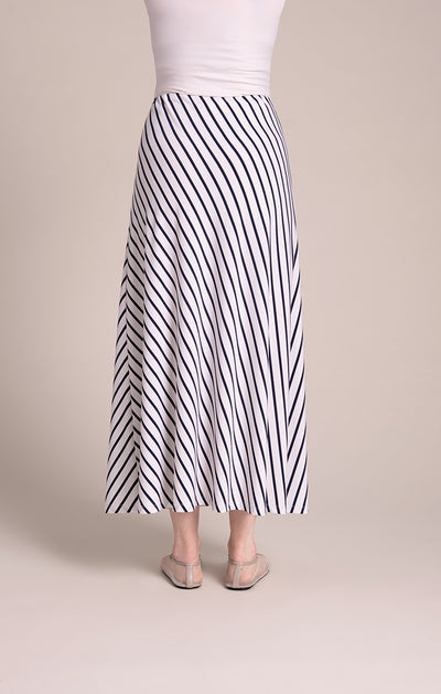 Essential A-Line Skirt Sympli