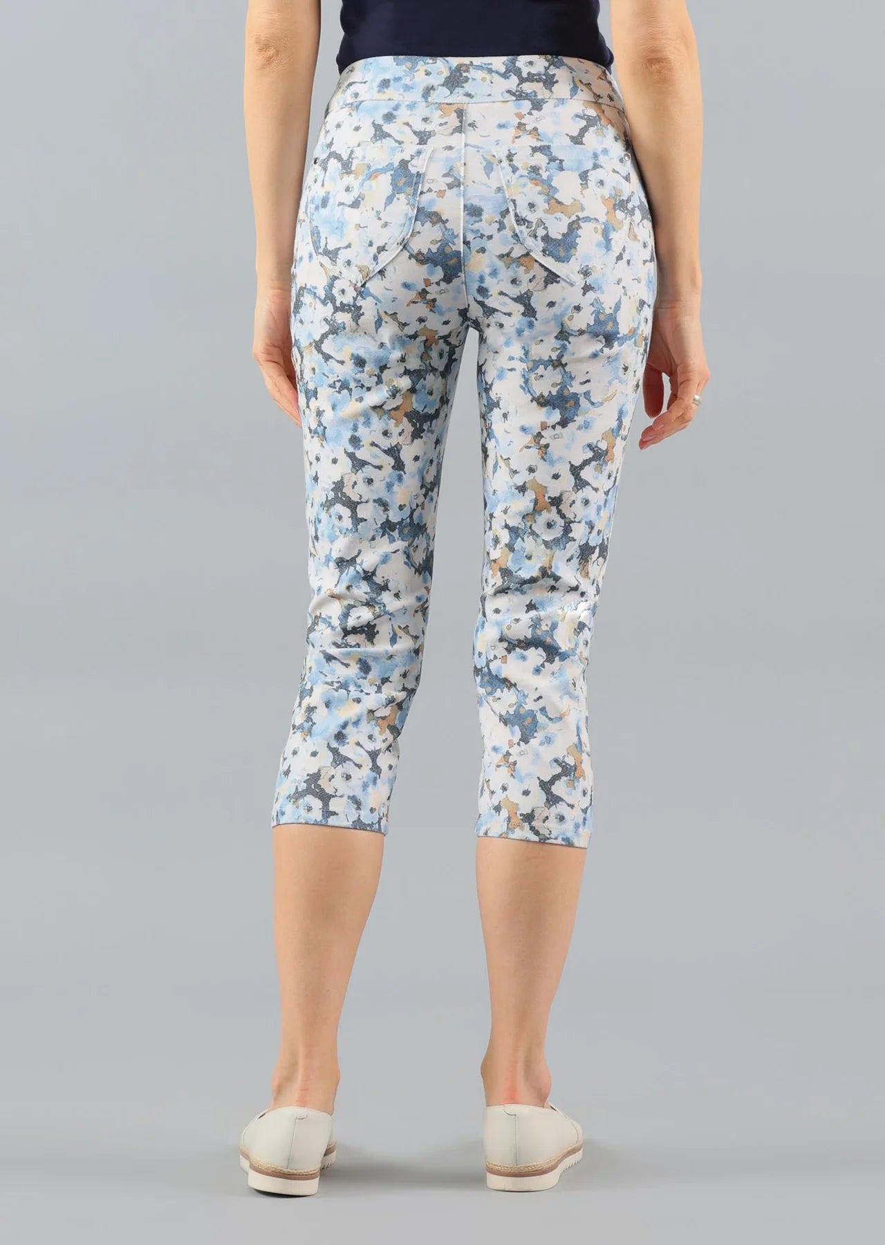 Lisette L Capri Pants Perriwinkle Print 